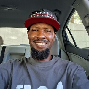 Meet your Posher, Dallis